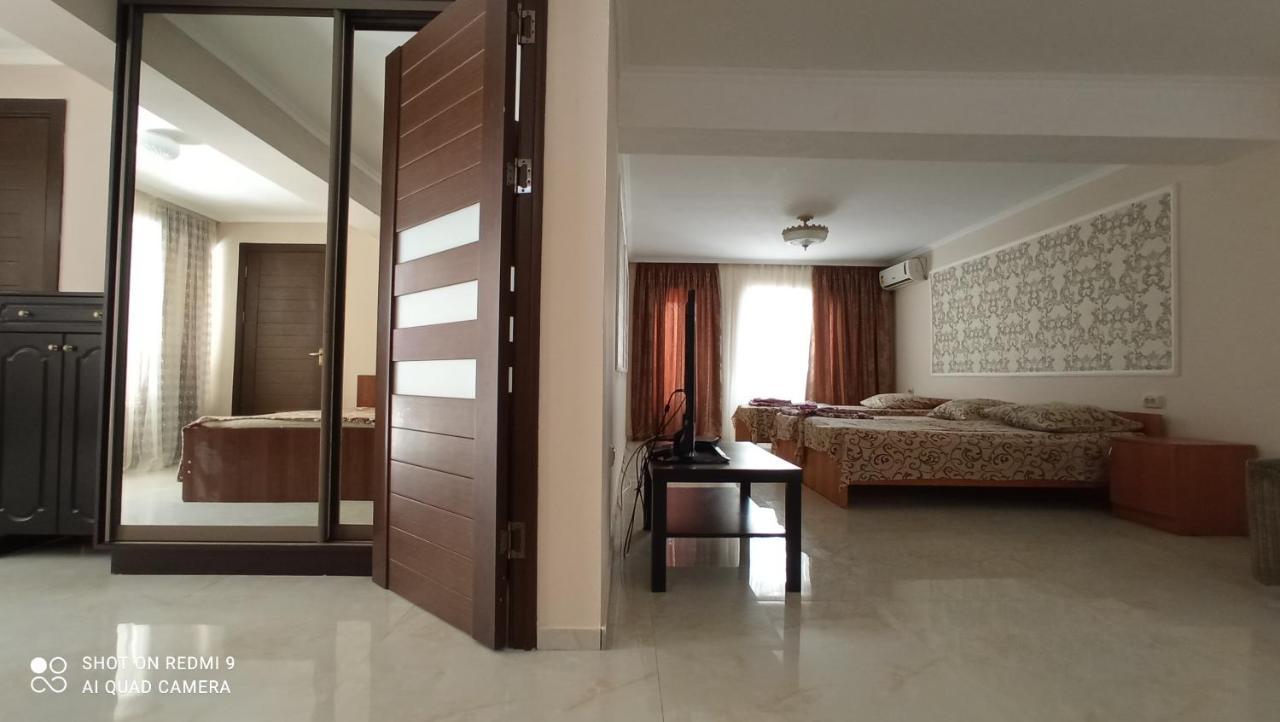 Hotel Samira Gagry Zewnętrze zdjęcie